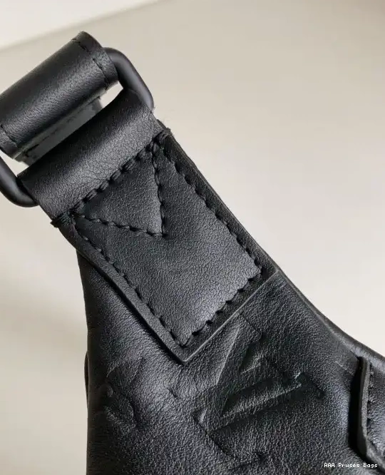 AAA Pruses Bags DISCOVERY BUMBAG LOUIS VUITTON 0618